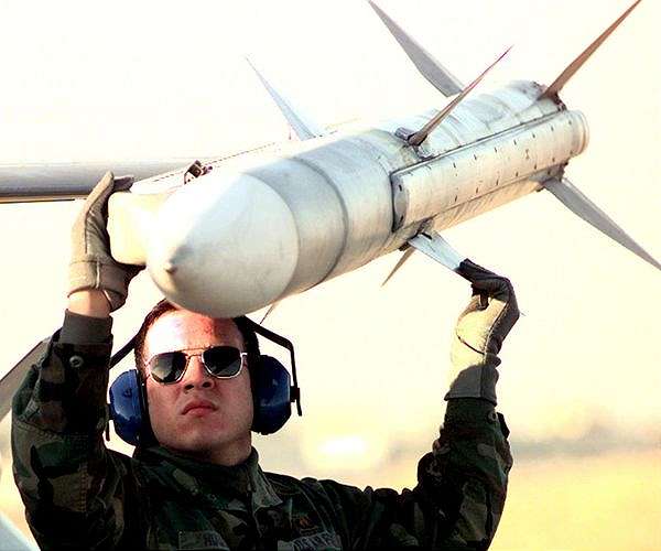 AMRAAM variant, AIM-120D-3, completes critical milestone