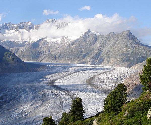 UN reports 'off the charts' melting of glaciers