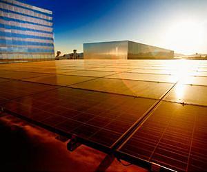 Solar technology to meet Qatar's energy commitments