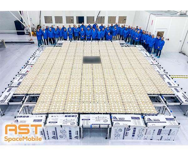 BlueBird 6 satellite set for December launch to expand direct mobile connectivity in space
