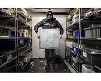 Ice-proof coating for big structures relies on a 'beautiful demonstration of mechanics'