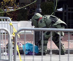 Reddit apologizes for Boston bombing 'witch hunts'