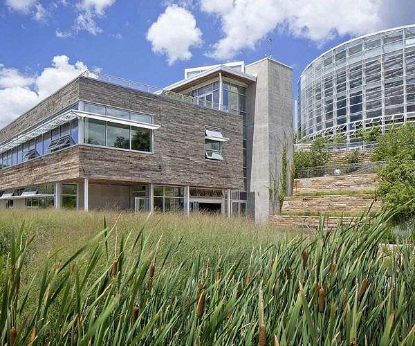 Concordia researchers model a sustainable, solar-powered 15-minute city
