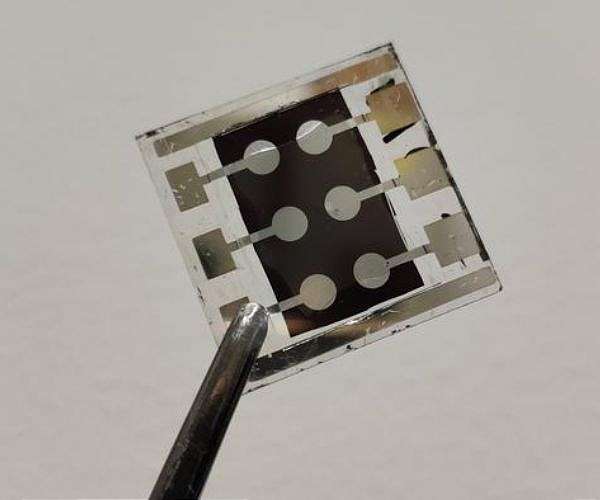 Engineered interface lifts perovskite solar cells toward market readiness