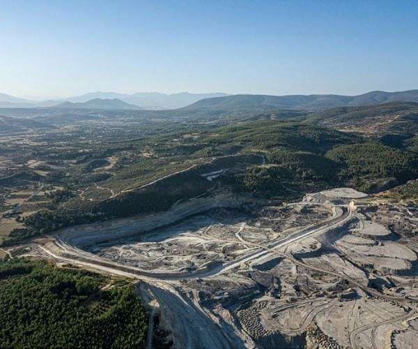 Coal versus forest: Turkish locals mobilised to save trees