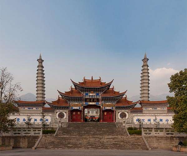 Zero-Covid left in dust as Chinese revellers fuel travel boom