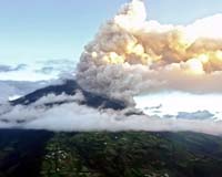 Ecuador volcano blows its top, forces 1,450 from homes