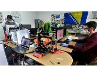 Print sprint: Bosnians 3D print face-shields to combat coroanvirus