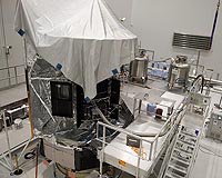 Herschel Cryostat Filled With Liquid Helium In Preparation For May Launch