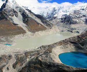 Himalayan glaciers retreating at accelerated rate in some regions but not others