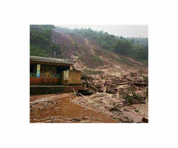 Landslide kills 11 miners in Indonesia