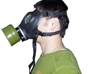 Syria fears send Israelis running for gas masks