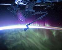 Surprising Explanation for Differences in Southern and Northern Lights