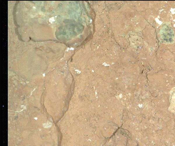 Red Rocks with Green Spots at 'Serpentine Rapids'