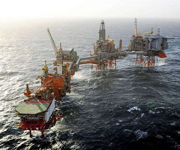 UK to issue 'hundreds' of new oil, gas licences in North Sea