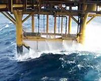 Democrats call for renewed offshore safety program
