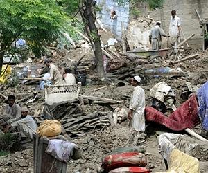 Pakistan flood victims struggle to rebuild alone