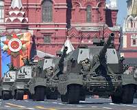 Russia marks end of Leningrad siege with military parade