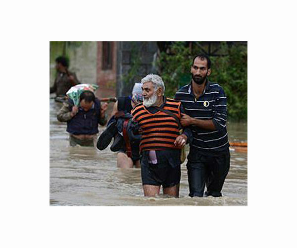 Villages marooned after deadly floods in India's Punjab