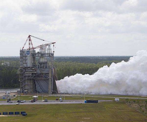 NASA readies for future Artemis Moon Missions with rocket engine test series