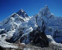 Everest trek route suffered minimal quake damage: study