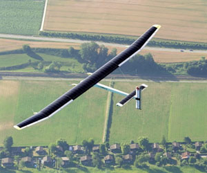 Solar plane on cross-country trek lands in St. Louis
