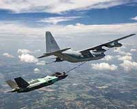 LockMart F-35 Successful In First Probe-And-Drogue Aerial Refueling