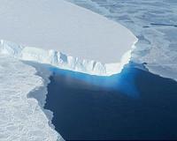 Glacial meltwater in Antarctica nourishes feeding 'hot spots'
