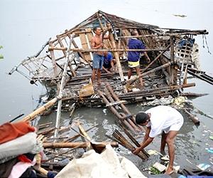 Philippine quake kills 43