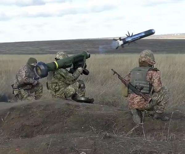 US announces nearly $1 bn in new military aid for Ukraine