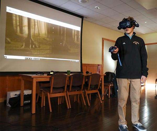 Virtual reality beneficial for remote instruction - but there's a time limit