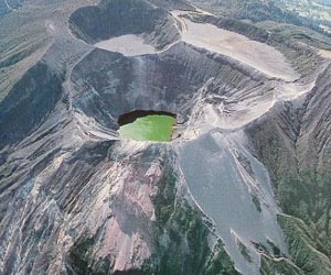 Study suggests Costa Rica volcano powered by 'highway from hell'