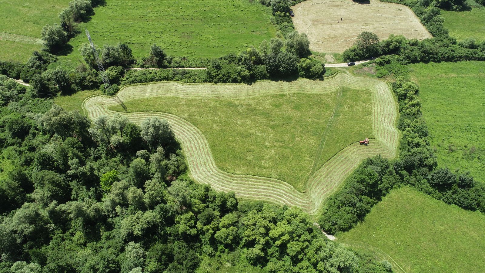 contour plowing aerial farmland